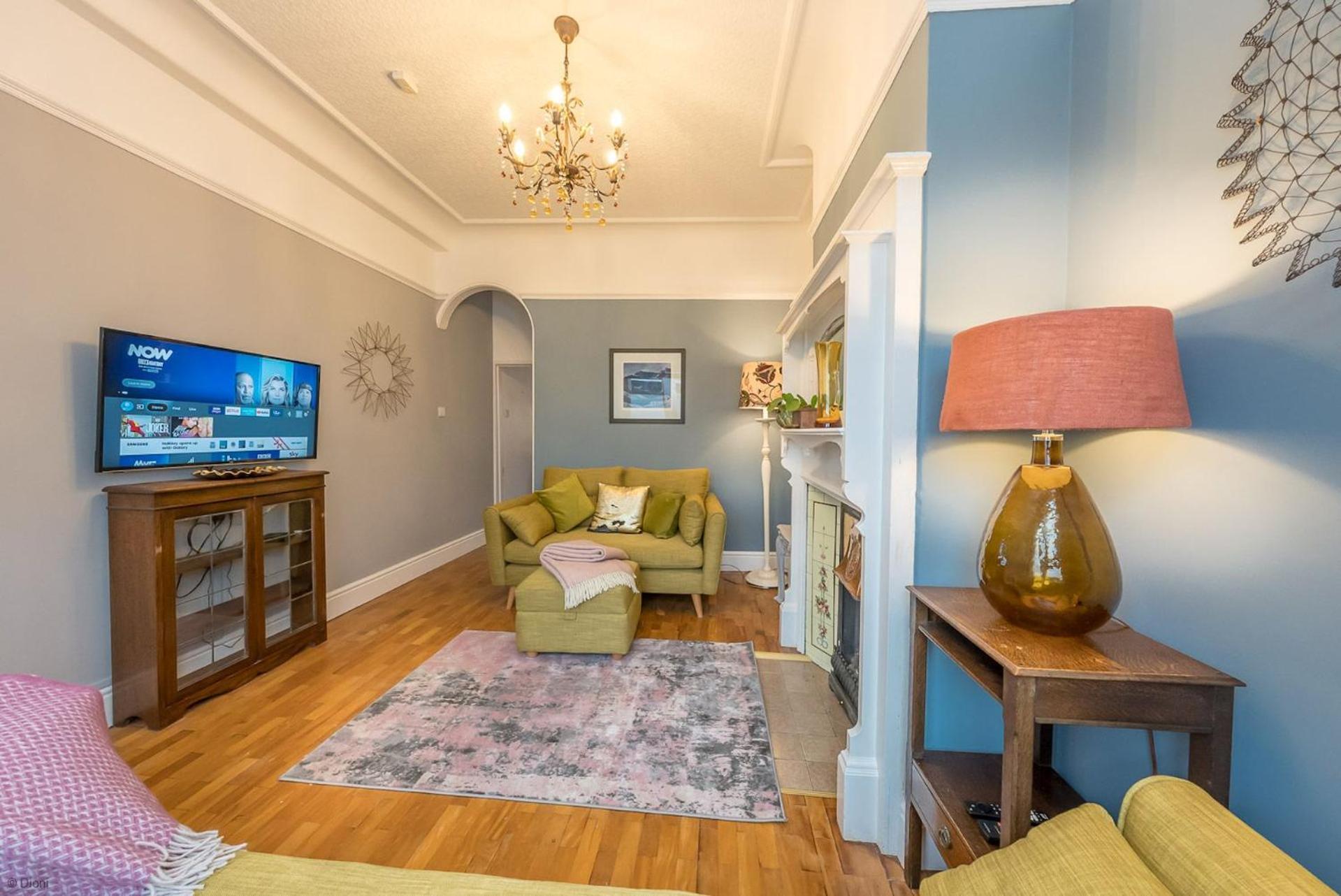 Ty-twr Holiday home *