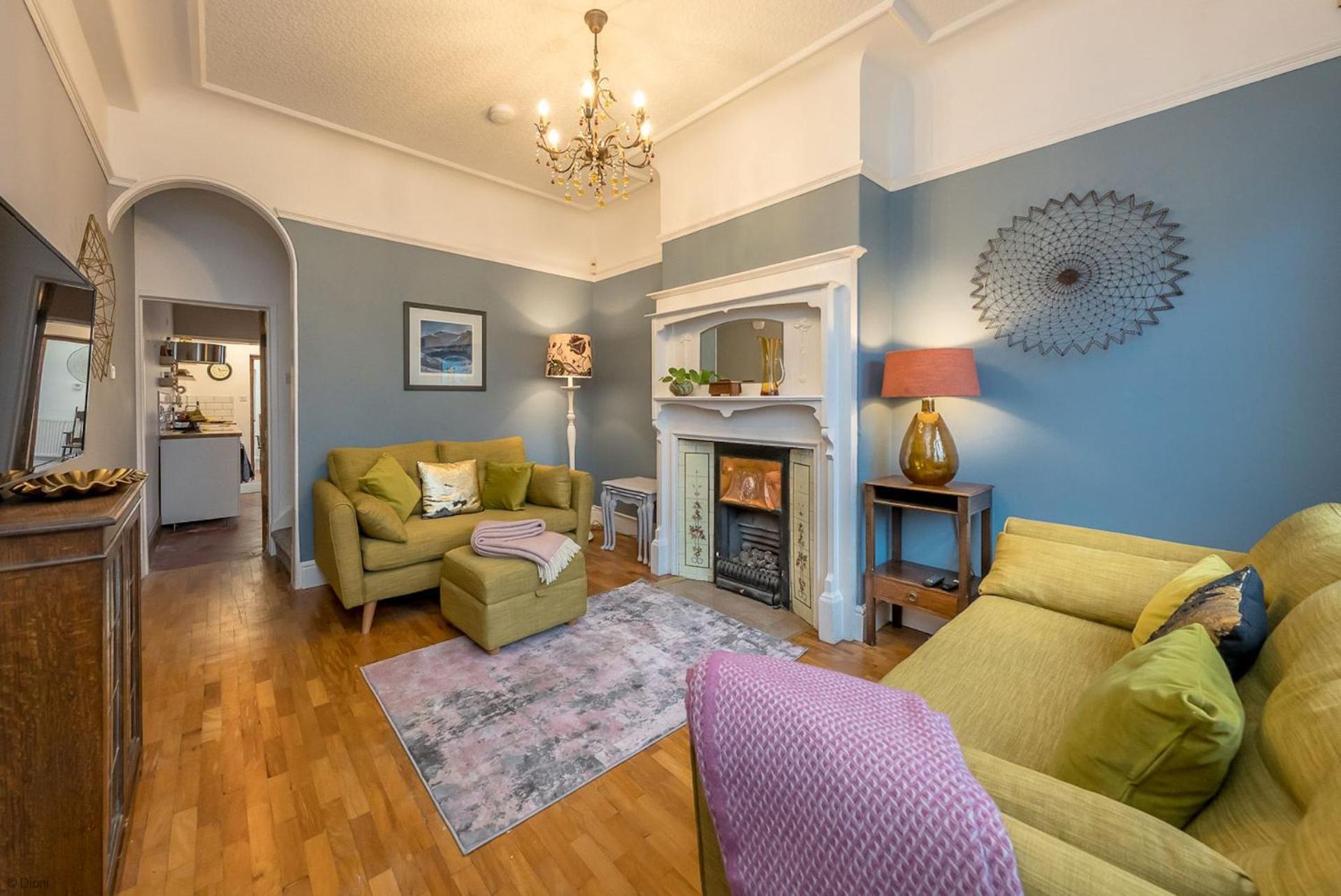 Holiday home Ty-twr